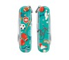 Nóż Victorinox Classic 0.6223.L2010 Limited Edition 2020  Mały scyzoryk zainspirowany wątkiem „Sporty świata” 06223L2010
