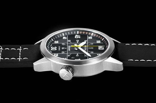 Zegarek Xicorr Mistral czarny z żółtym sekundnikiem X0603