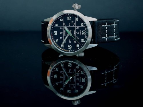 Zegarek Xicorr Mistral czarny z zielonym sekundnikiem X0604