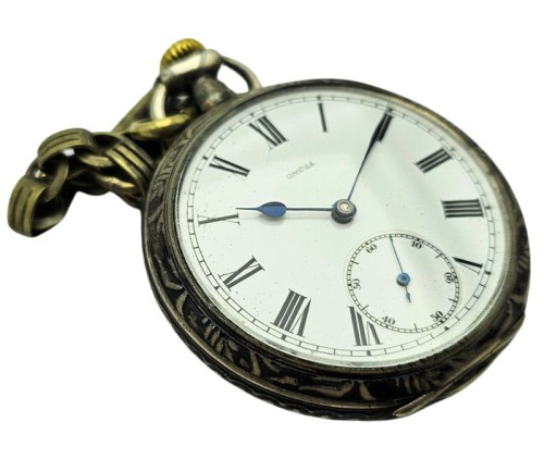 Używany, srebrny zegarek kieszonkowy OMEGA  pięknie zdobiony, inkrustowany złotem z początku XX wieku
