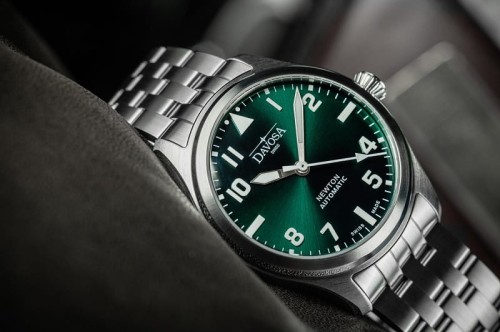 Zegarek Davosa Pilot Newton Automatic 161.530.70 (16153070)