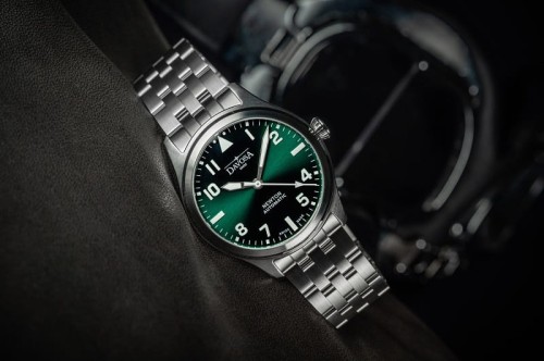 Zegarek Davosa Pilot Newton Automatic 161.530.70 (16153070)