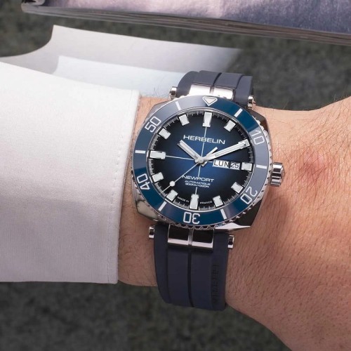 Zegarek Herbelin Newport Diver Automatic 1774BL15CB (1774/BL15CB)