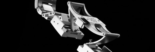 Zegarek Ball Engineer Hydrocarbon AeroGMT Sled Driver DG2018C-S17C-BK (DG2018CS17CBK)