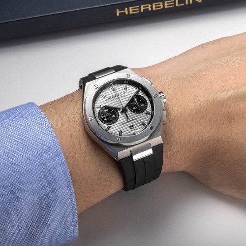Zegarek Herbelin Cap Camarat Automatic Chronograph 245A42CA