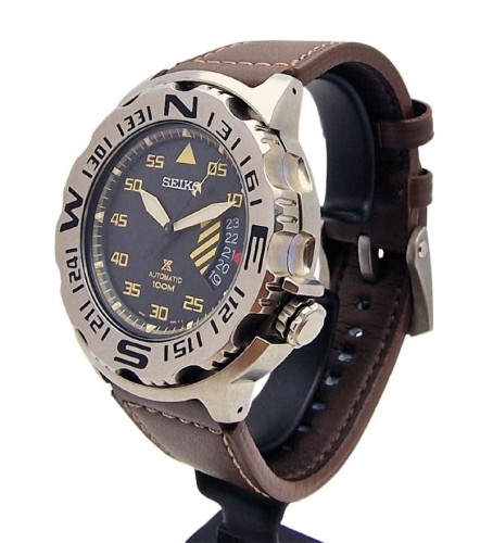 Zegarek męski Seiko Prospex Land Monster SRP577K - Fabryczny komplet!