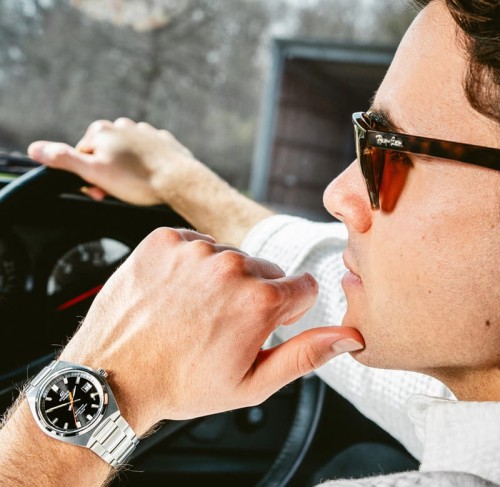 zegarmistrz Zegarek Casio Edifice Momentum EFB-109D-1AVEF (EFB109D1AVEF)