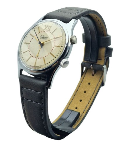 Piękny Sygnał (Сигнал) 18 kamieni - idealny stan!