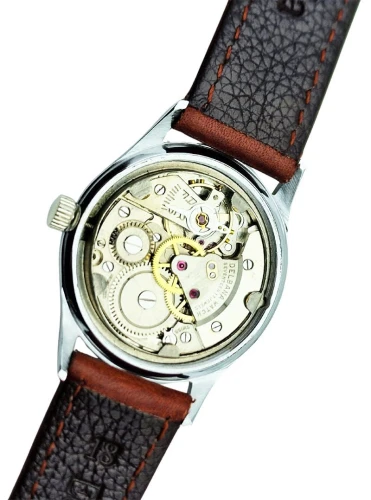 Zegarek Delbana mid-century po profesjonalnej renowacji