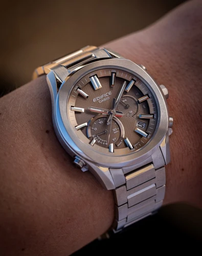 Zegarek Casio Edifice Smartphone Link Model EQB-1300D-5AEF (EQB1300D5AEF)