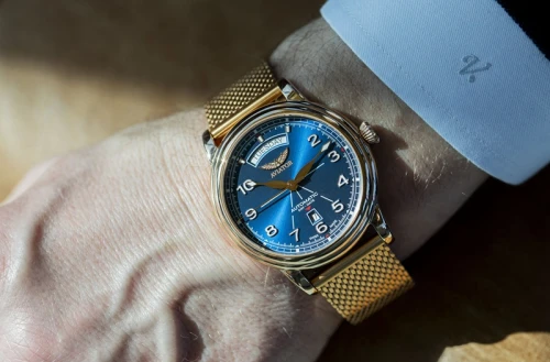 Zegarek Aviator Douglas Day Date Limited Edition V.3.44.2.402.5