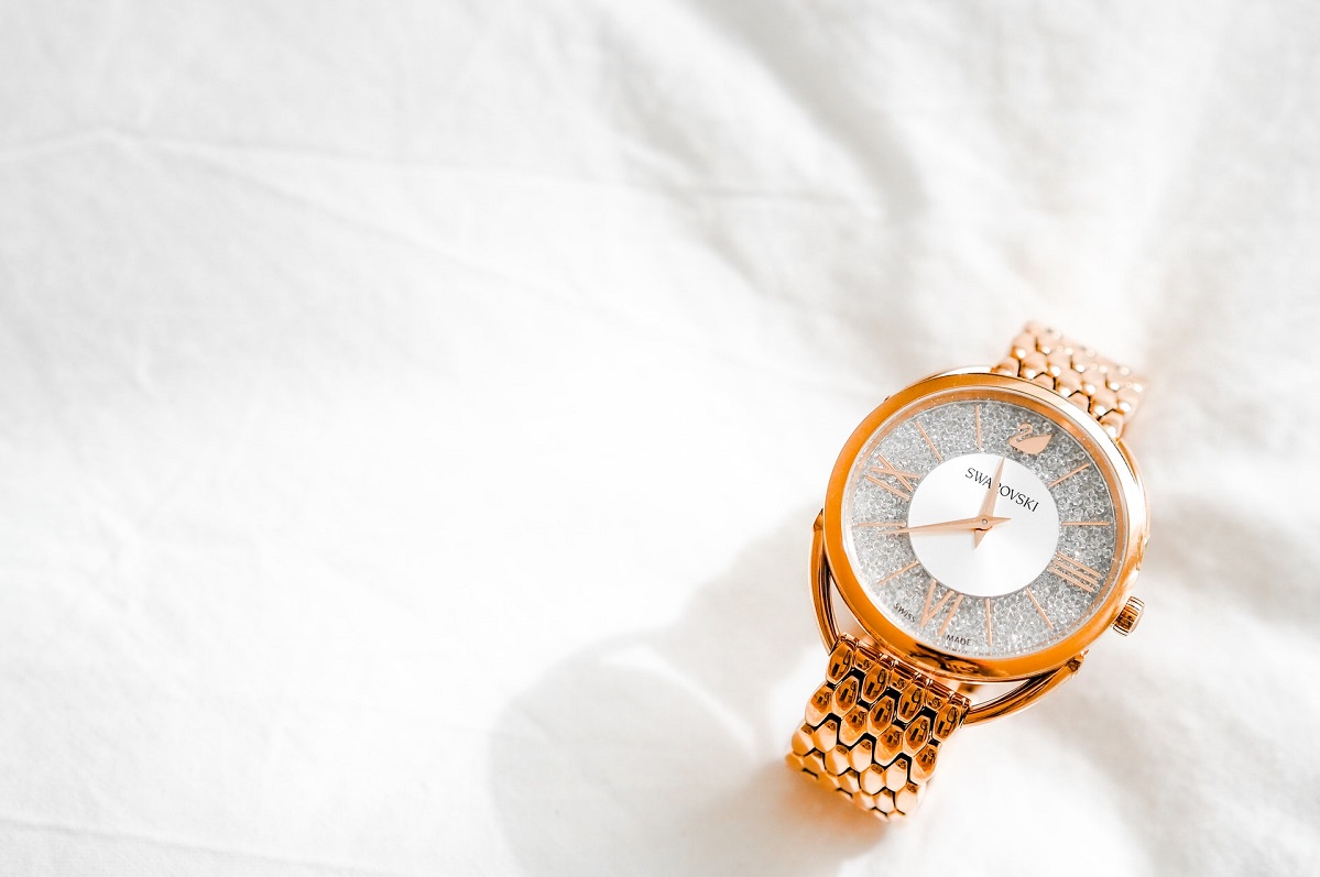 Jak dbać o złote zegarki i zegarki z diamentami?