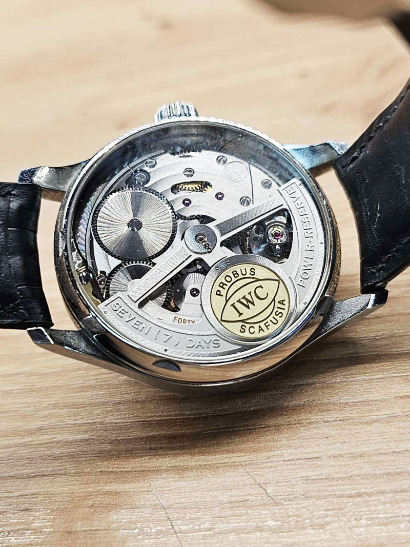POLERWOANIE ZEGARKA IWC SCHAFFHAUSEN