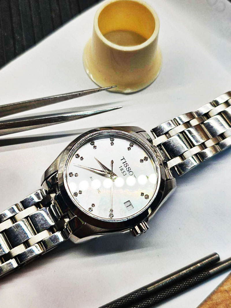 SERWIS MECHANIZMU ZEGARKA MECHANICZNEGO TISSOT  - NAPRAWA ZEGARKÓW