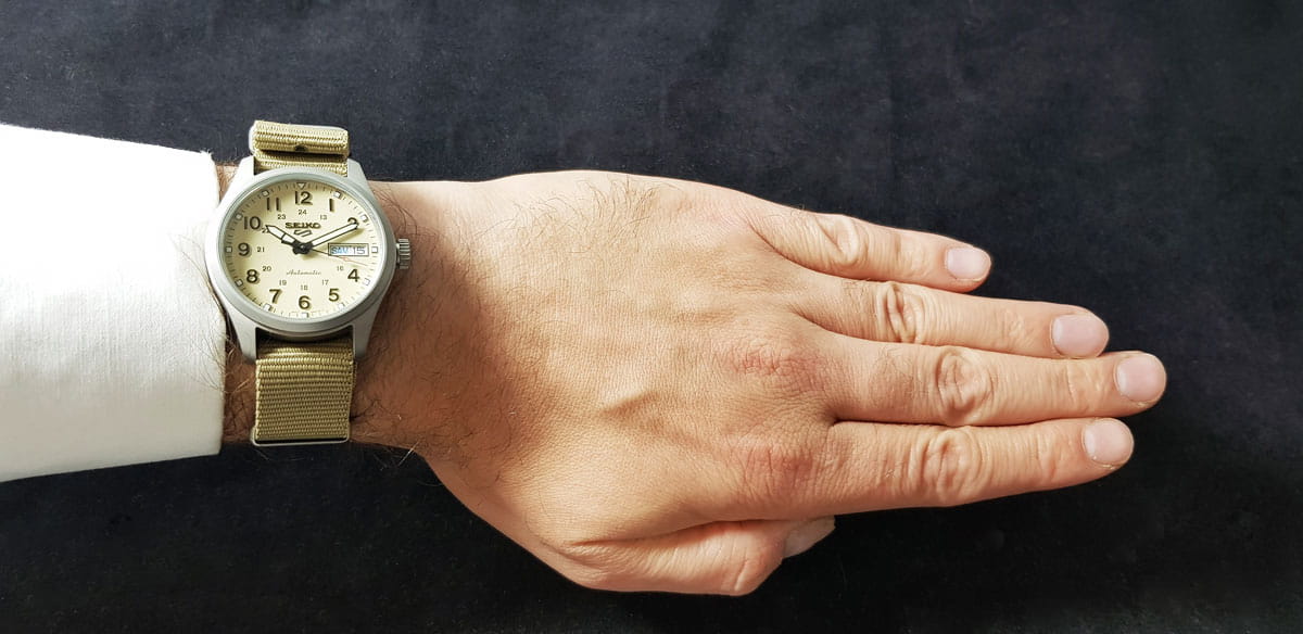 Zegarek Seiko 5 Sports Automatic Field Sports Style SRPJ83K1