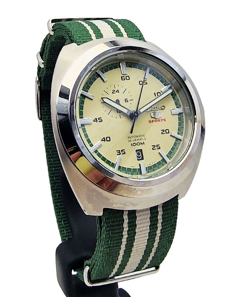 Seiko 5 Sports Automatic SSA285 - Fabryczny komplet!