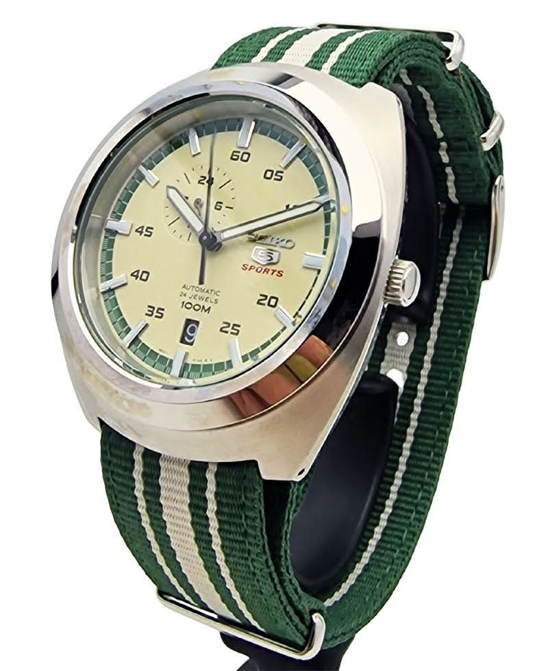 Seiko 5 Sports Automatic SSA285 - Fabryczny komplet!