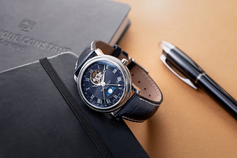 Frederique Constant Classics Heart Beat Moonphase FC-335MCNW4P26