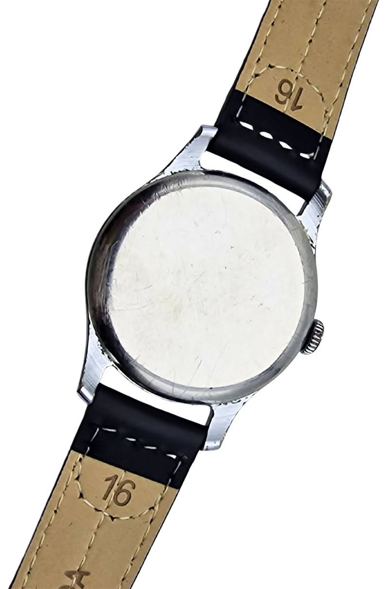 Vintage Pobieda – stalowy spód starego zegarka