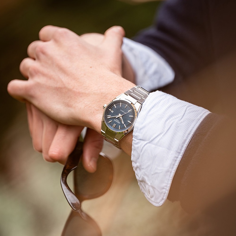 Zegarek Casio Edifice Automatic EFK-110D-2AER (EFK110D2AER)