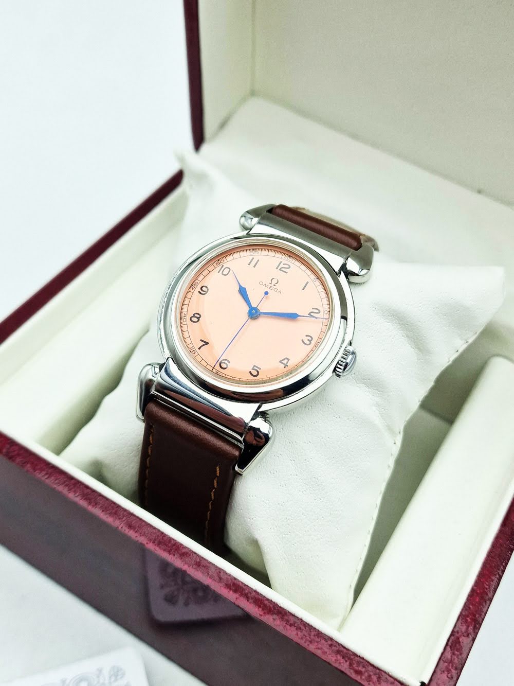 Omega Salmon Scarab lata 30. - Unikat kolekcjonerski po profesjonalnej renowacji!