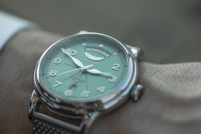 Zegarek Aviator Douglas Day Date Limited Edition V.3.44.2.404.5 (V34424045)